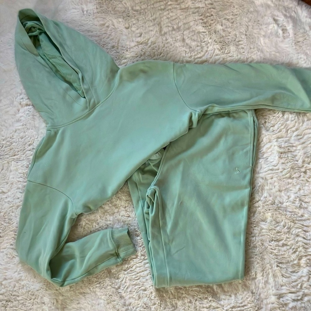 Buffbunny Cloud Sweats